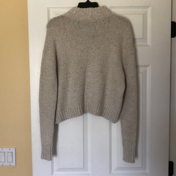 Women’s American Eagle Turtleneck Cropped Sweater - Picture 2 of 3